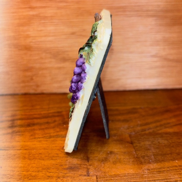 Grapes Theme Resin 3.5” X 3” Standing Photo Frame Fits 1-1/2” x 1-1/8” Photo - Picture 11 of 11